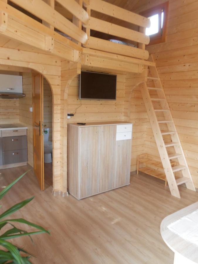 Domek Pod Swierkiem Wapnica (West Pomeranian) Exterior foto